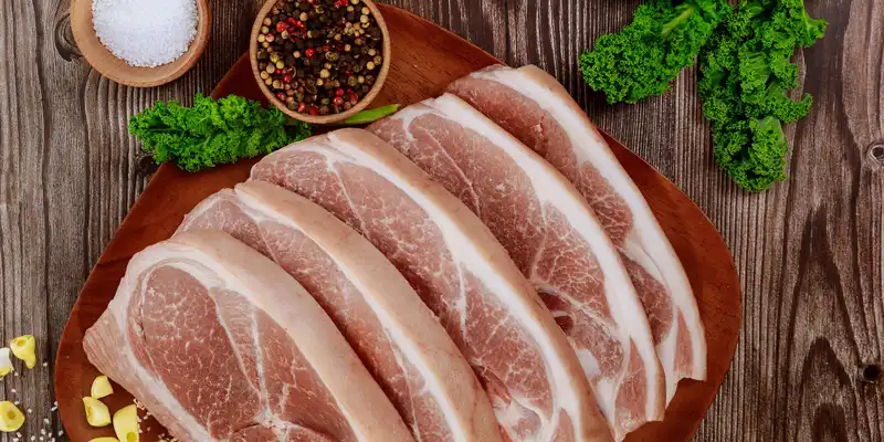 Épaule de porc (désossée, côtelettes)