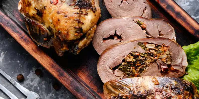 Schweineherz geschmort